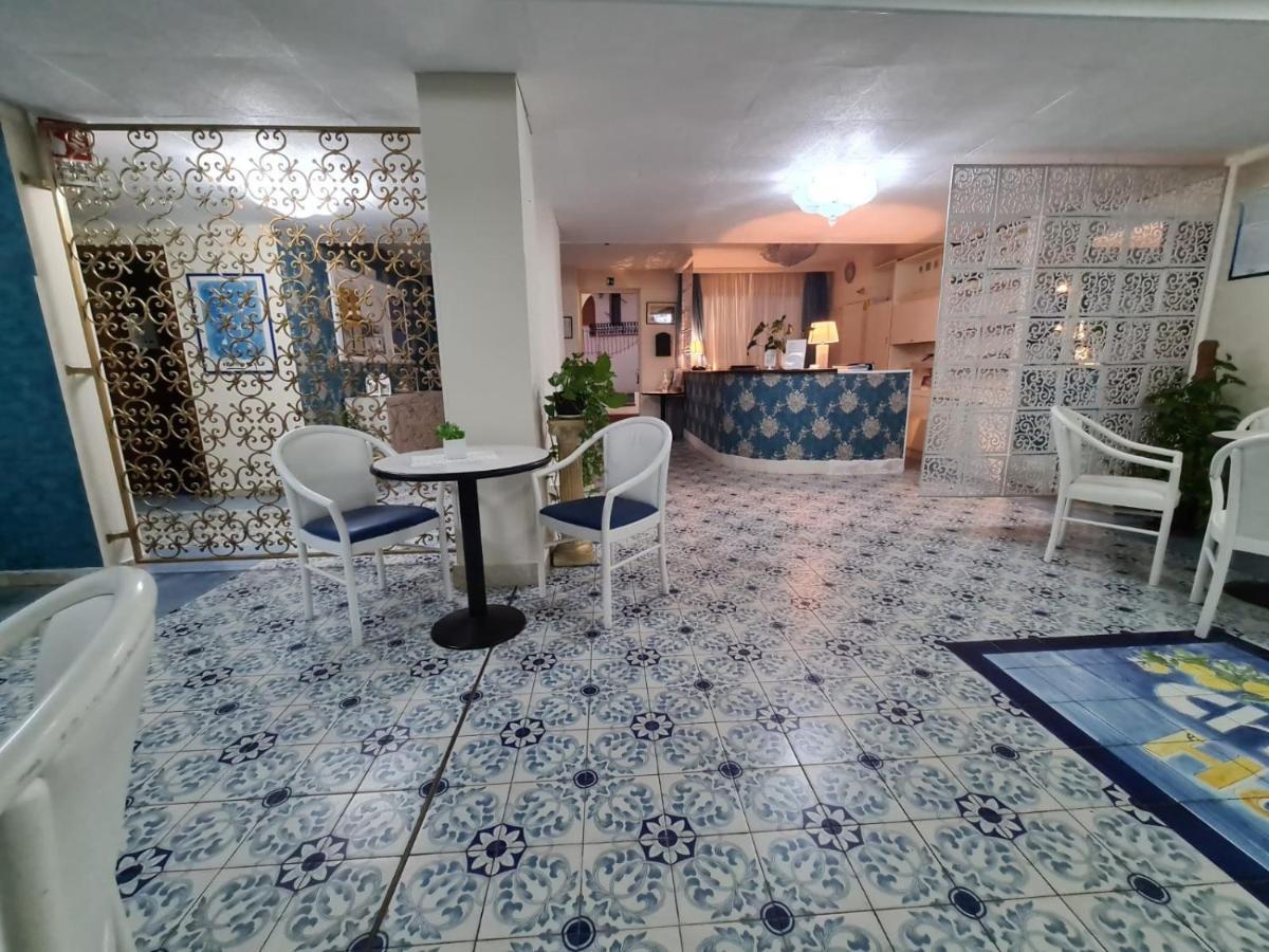Apartamento Baia Degli Dei Giardini-Naxos Exterior foto