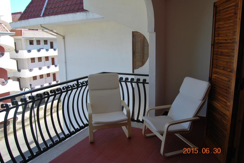 Apartamento Baia Degli Dei Giardini-Naxos Habitación foto