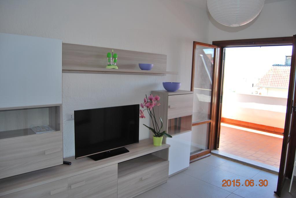 Apartamento Baia Degli Dei Giardini-Naxos Habitación foto